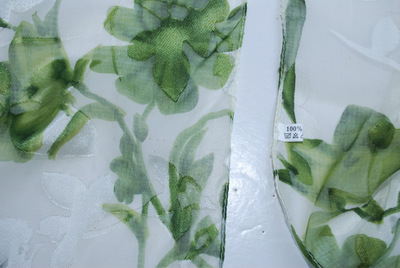 杭州蓝美卡日用品 厂家直供2013新款真丝丝巾，一手货源诚邀订购